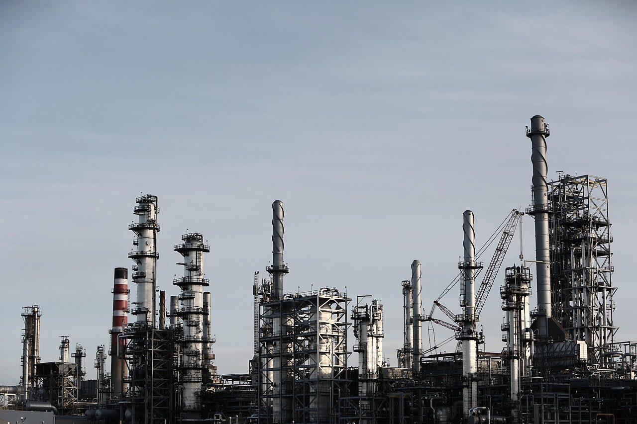 Large chemical refinery complex